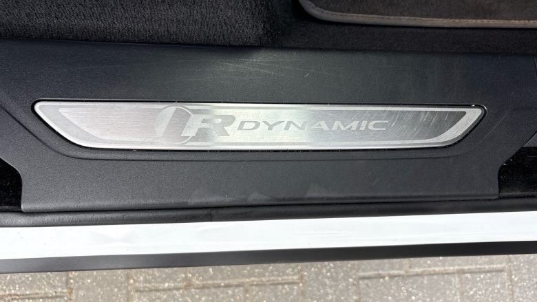 Jaguar F-Pace 2.0 D200 R-Dynamic S 5dr Auto AWD Diesel Estate